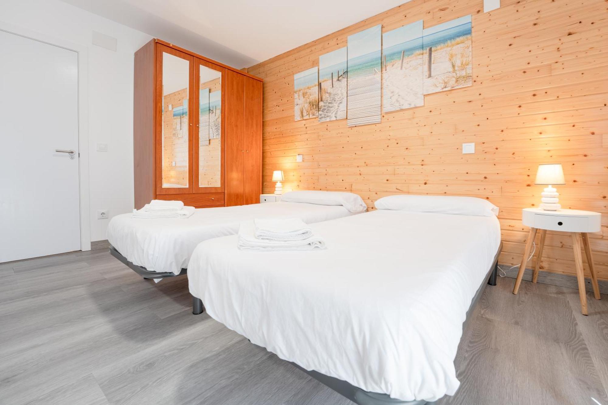 La Casita De Oruna By Urbanhosting Luaran gambar